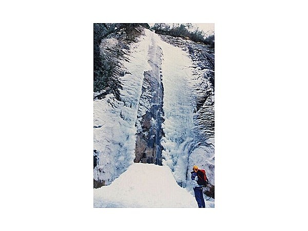 観音滝(大分県佐伯市)