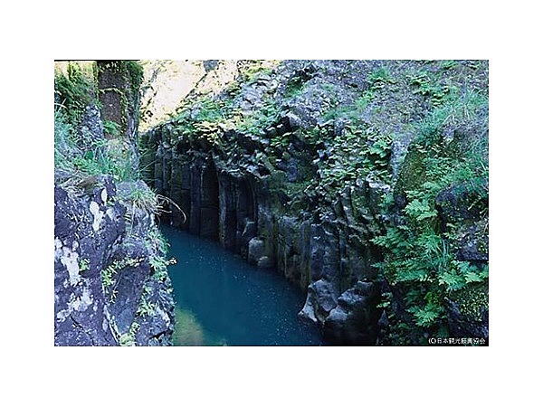 高千穂峡の柱状節理