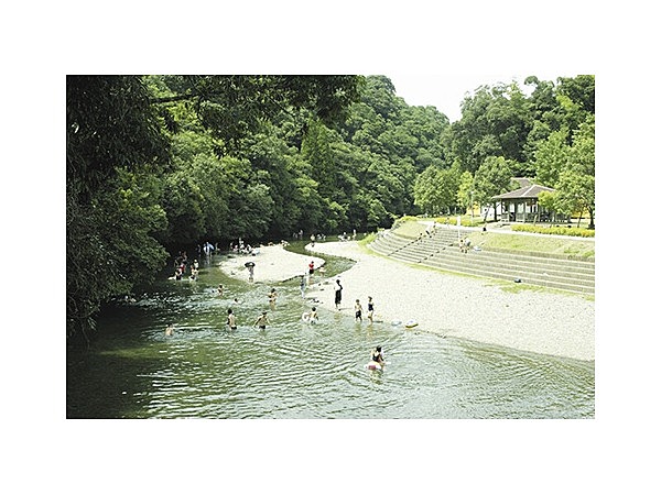 とうごう五色親水公園キャンプ場