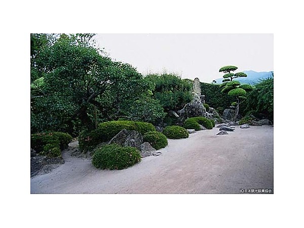 佐多直忠氏庭園