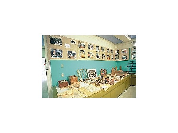 石垣市伝統工芸館