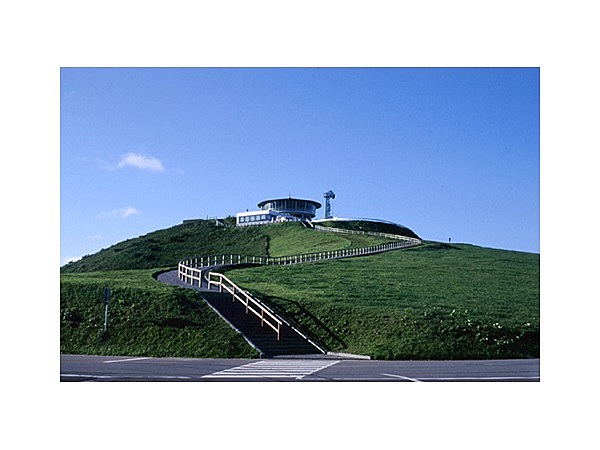 寒風山回転展望台