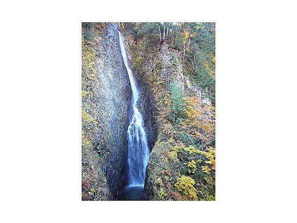 夜明島渓谷　日本の滝100選「茶釜の滝」コース