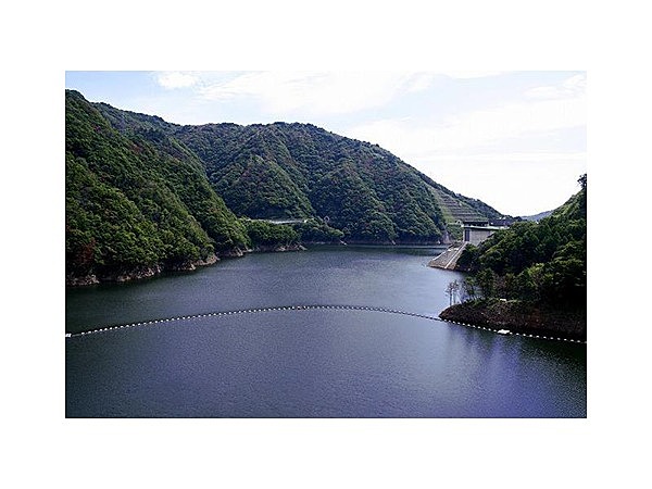 ながい百秋湖（長井ダム湖）