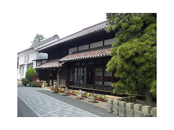 (公財)出羽桜美術館・斎藤真一心の美術館