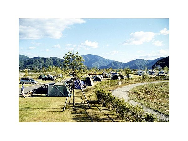 せせらぎ公園オートキャンプ場