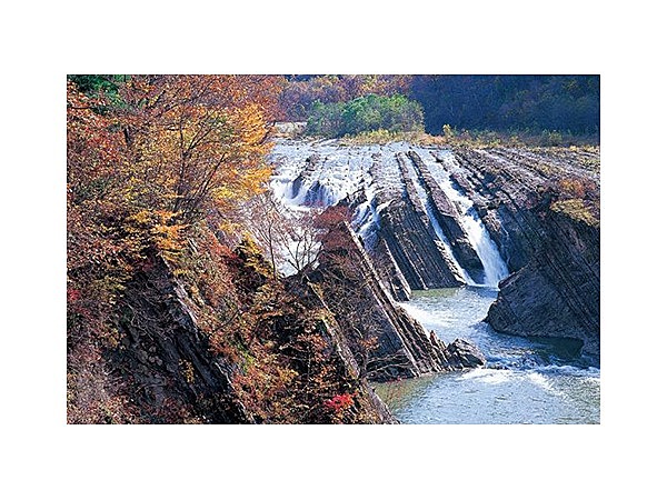 滝の上公園(ポンソウカムイコタン千鳥ケ滝)