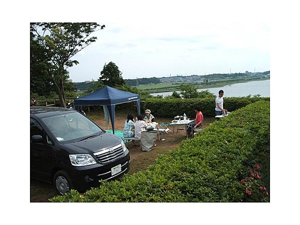 印旛沼サンセットヒルズ