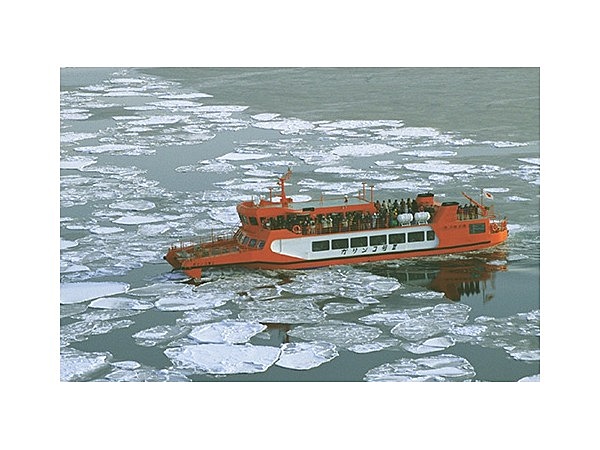 流氷砕氷船 ガリンコ号2