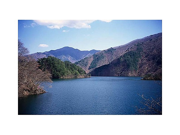 奥多摩湖